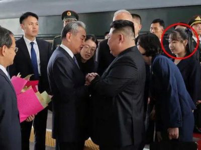 Parade Militer Beijing Dihadiri Kim Jong Un Dan Putrinya