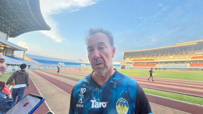 Van Gastel Tegaskan Tidak Tertarik Latih Timnas Indonesia
