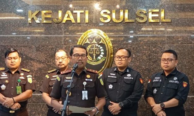 Kejati Sulsel Cekal Bahtiar Baharuddin Kasus Bibit Nanas