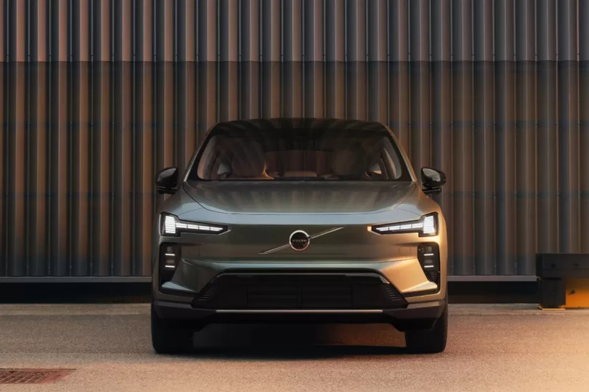 Makin Canggih! Volvo EX60 Kini Terintegrasi Google Gemini