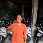 Mantan Kepala Gudang Sukses Bisnis Parkiran Motor Rumahan