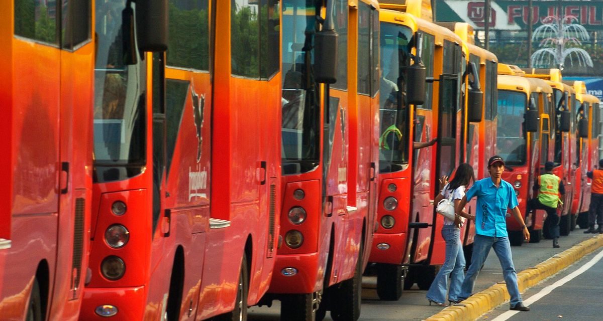 Sempat Di Ragukan, Begini Perjalanan 22 Tahun Transjakarta