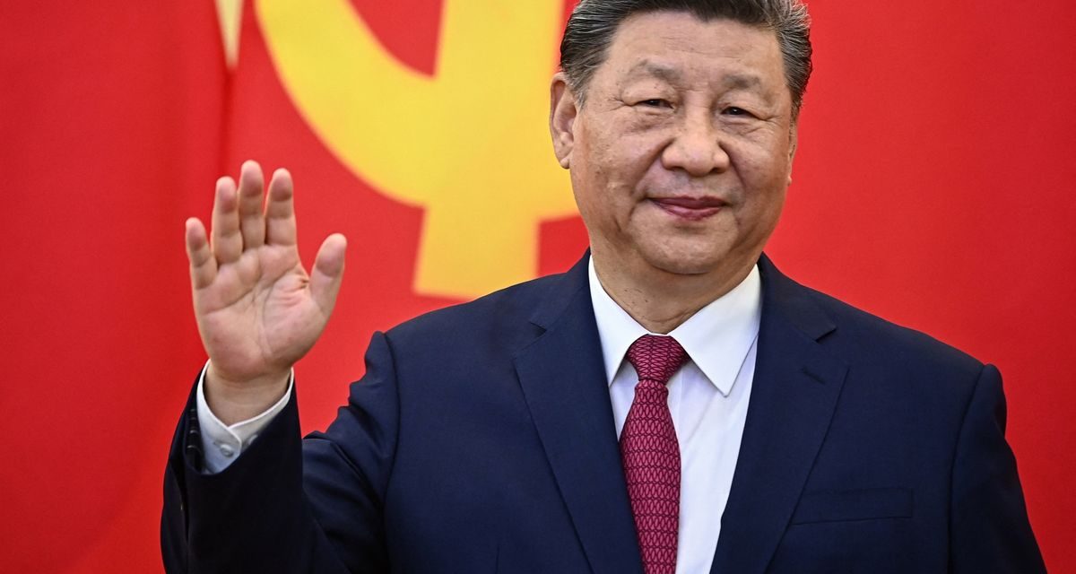 Satu Komando: Di Balik Rapatnya Barisan Politik Tiongkok