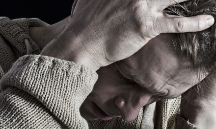 3 Kebiasaan Buruk Yang Bikin Anda Depresi