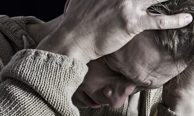 3 Kebiasaan Buruk Yang Bikin Anda Depresi