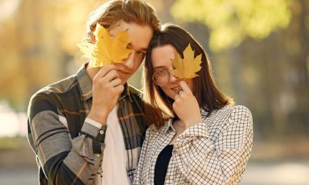 Gak Pakai Malu! Trik Jitu Nyatain Perasaan