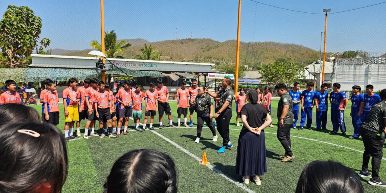 Garis Depan Damai: Misi Kemanusiaan Uni Papua FC