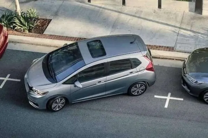 Lahan Sempit Bukan Masalah: 3 Trik Parkir