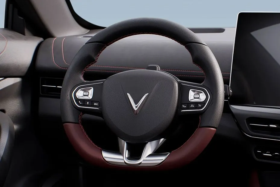 VinFast VF 7: Gak Ada Panel Instrumen, Aneh Gak Sih?