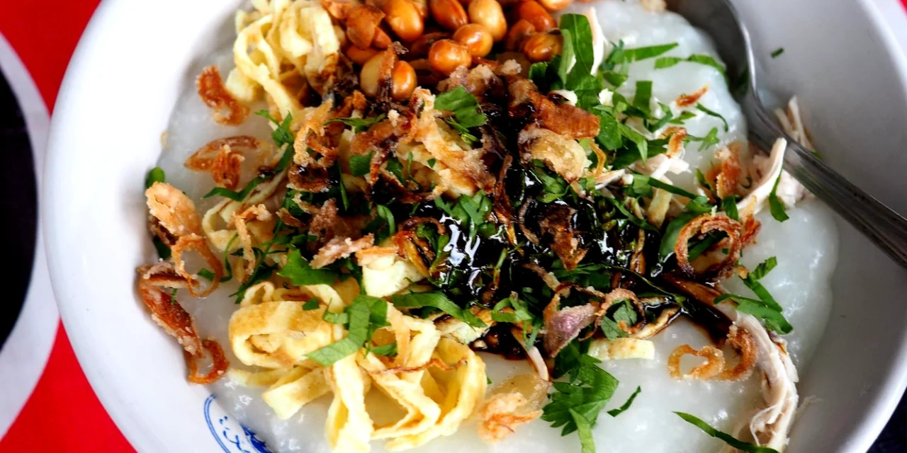 Bukan Bubur Biasa, 4 Spot Di Jakarta Ini Rasanya Juara Banget!