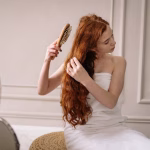 Jangan Asal Sisir! Ini Cara Benar Merawat Rambut Panjang