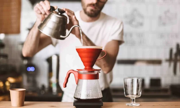 Jangan Salah Pilih! Ini Bedanya Pour Over & Drip Coffee