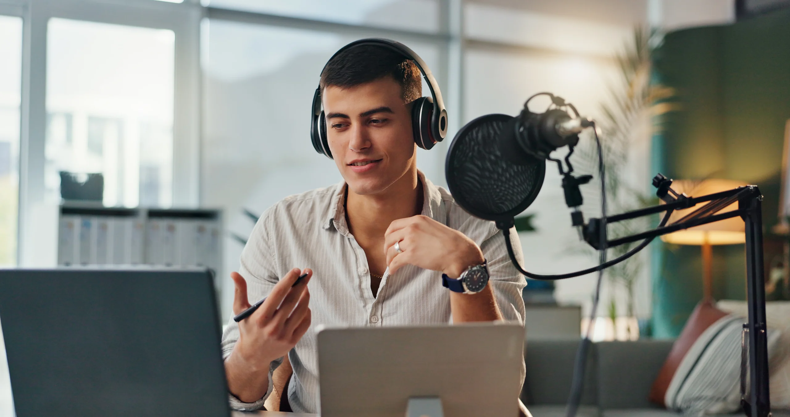 Podcast Low Budget, Hasil Pro! Ini Rahasia Gearnya