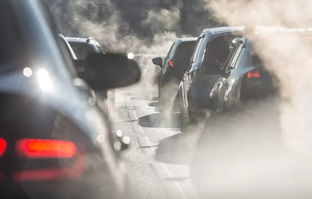 Bahaya Tersembunyi: 3 Dampak Asap Motor Ke Lingkungan