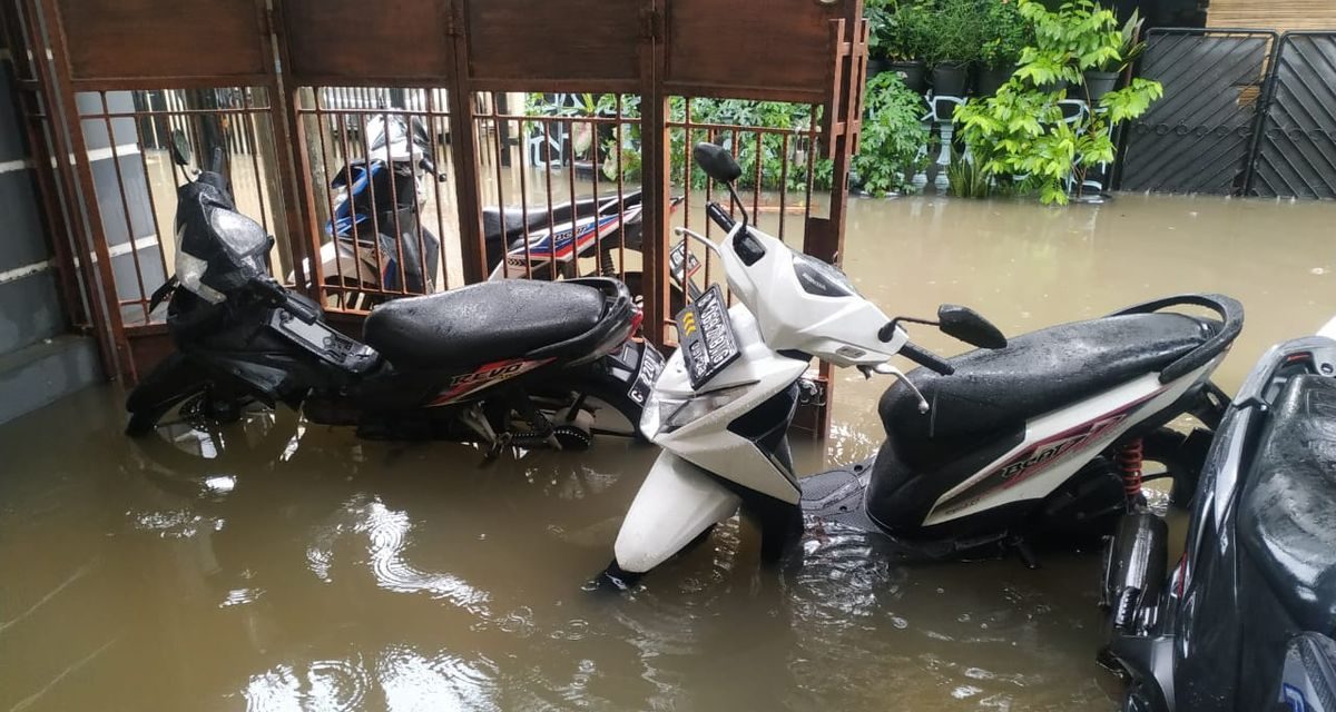 Dampak Buruk Menyalakan Mesin Motor Pasca Banjir