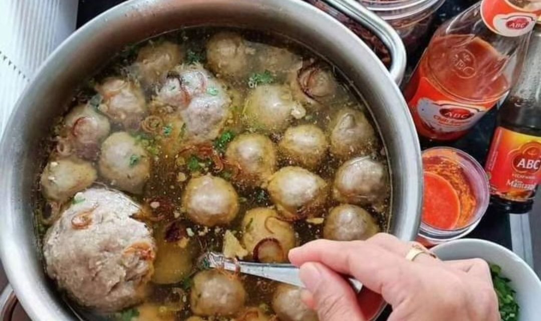 Sering Makan Bakso? Intip Efek Sampingnya Buat Tubuh