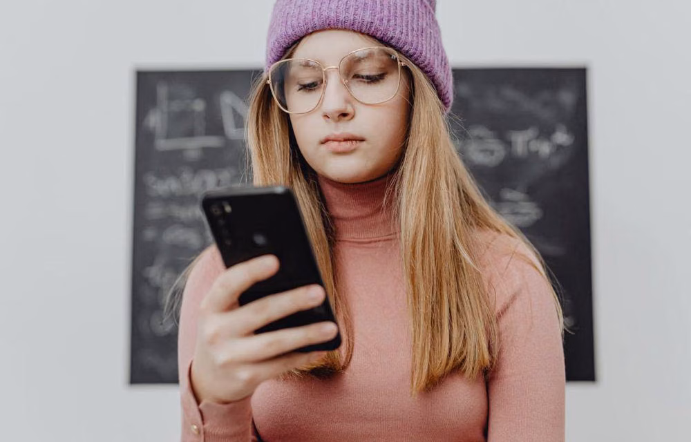 Niat Cuma Hobi, Kebiasaan Konsumtif Gen Z Ini Bikin Bahaya